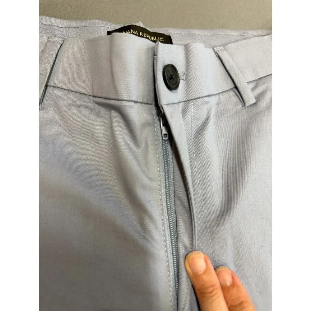 Banana Republic Men's 9